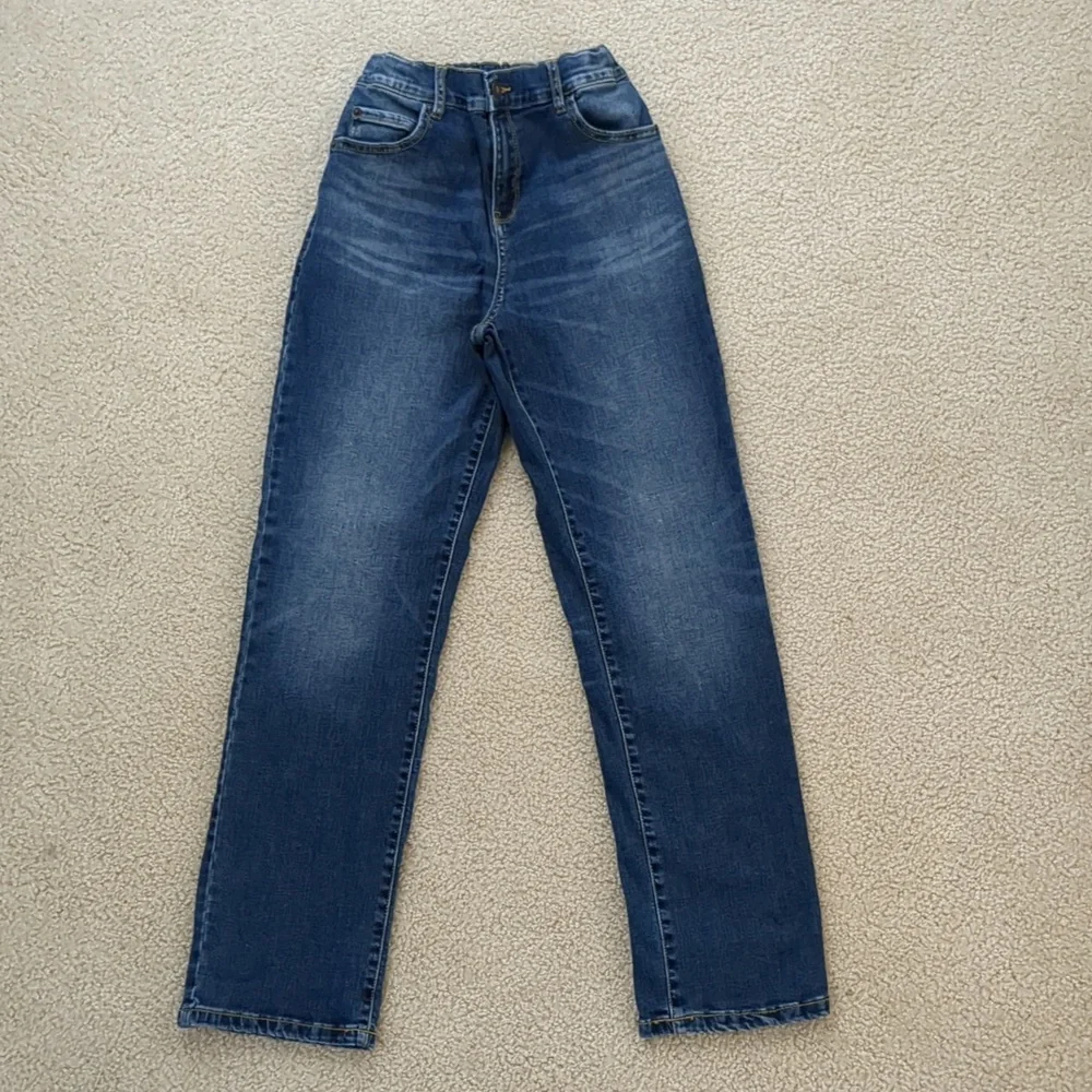 Big Boys Children's Place Relaxed Fit Blue Jeans (Size 14)